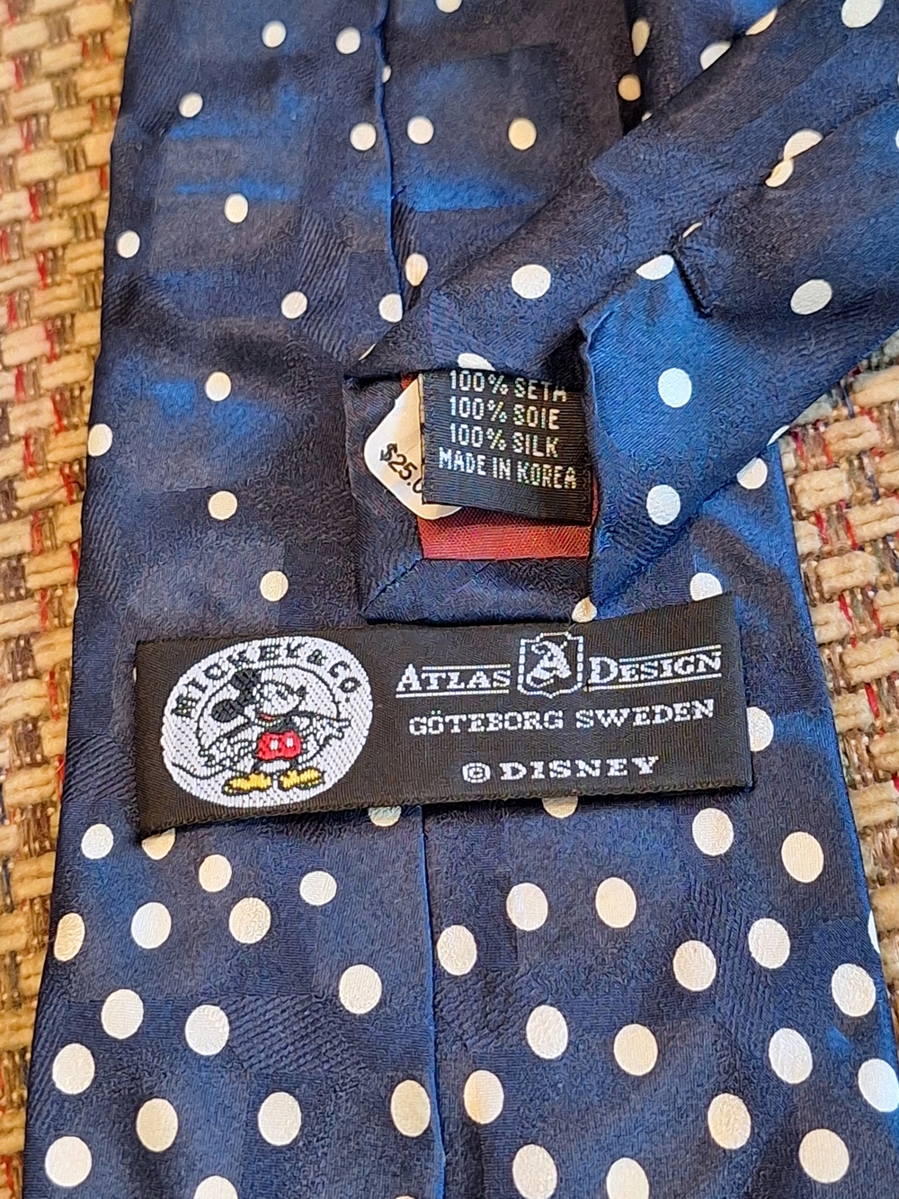 6 Assorted Men's Novelty Ties - Picture 9 of 10